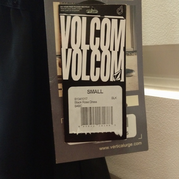 Volcom Little Black Dress - Picture 2 of 2